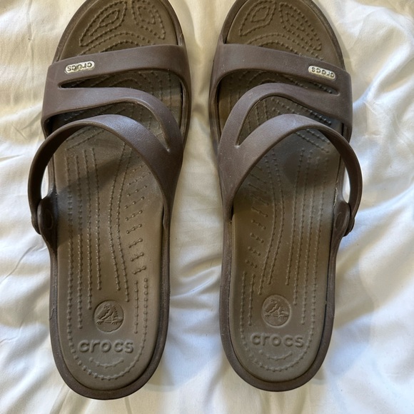 Crocs Women's Slip On Wedge Slides Sandals Brown Size 10. - Picture 5 of 8